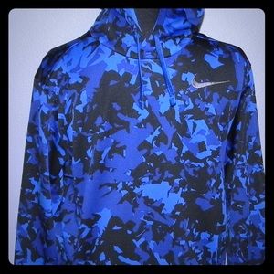 Nike Therma Fit Men’s Hoodie Pullover Camo Size M